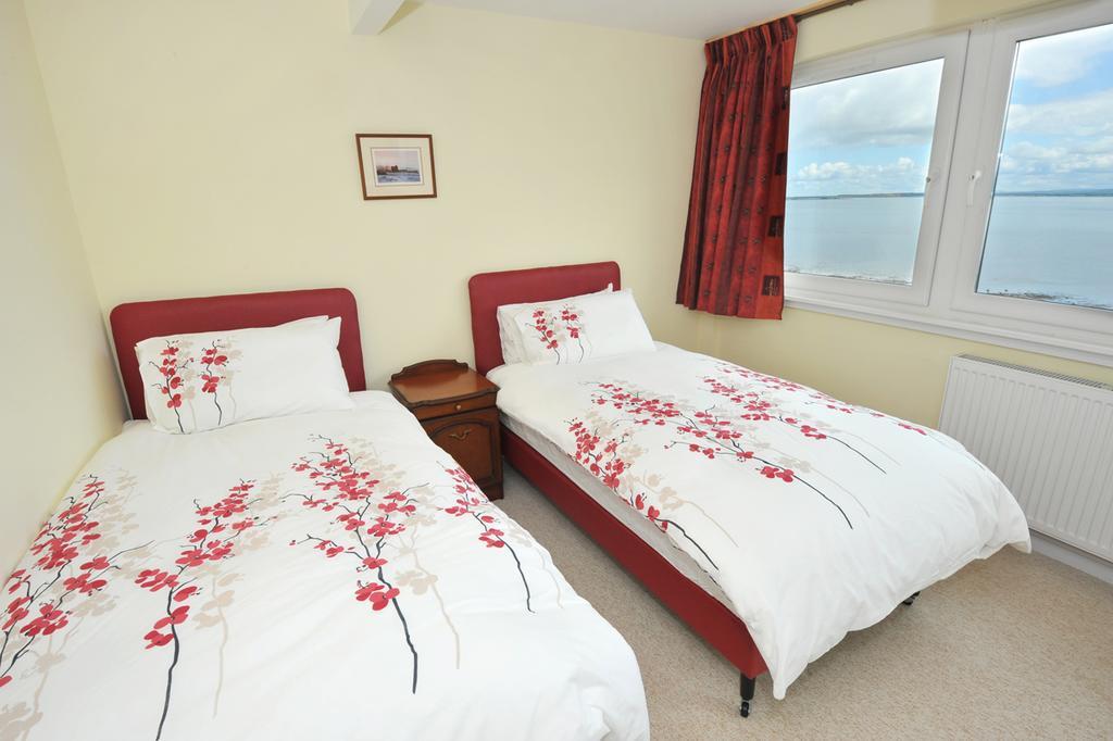 Roth Ach Bed & Breakfast Avoch Room photo